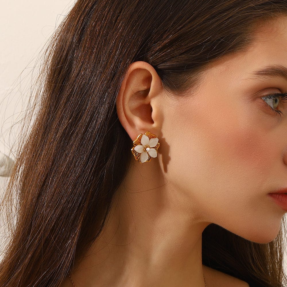 Shell Bloom Studs <br> ⭐⭐⭐⭐⭐(117)