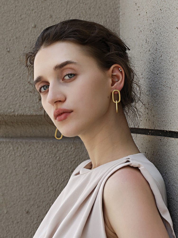 Gold Textured Chain Link Drop Earrings  <br>  ⭐⭐⭐⭐⭐(172)