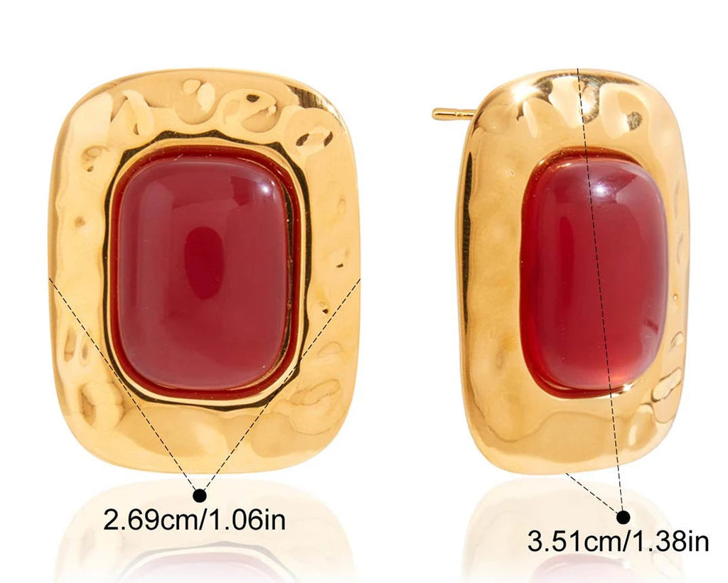 Rouge Cushion Studs — dimensions