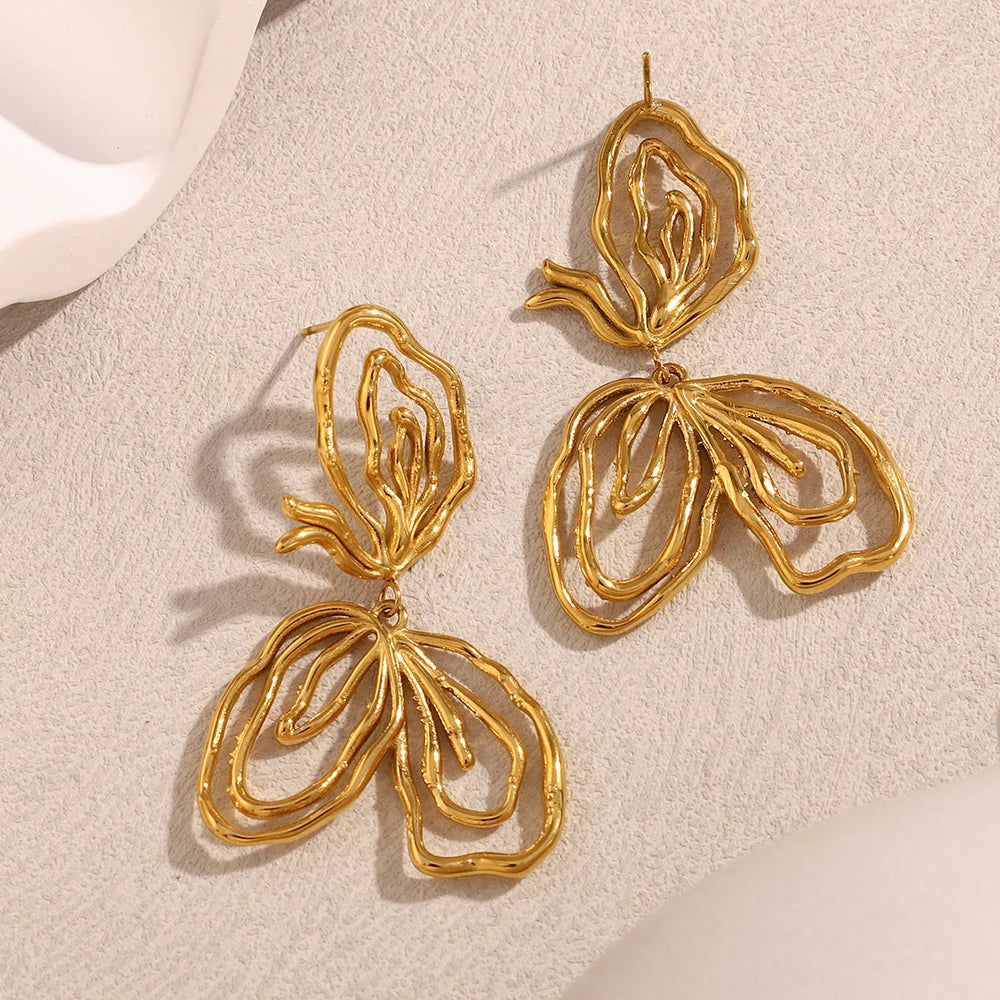 Golden Abstract Bloom Earrings — supplier angle 2