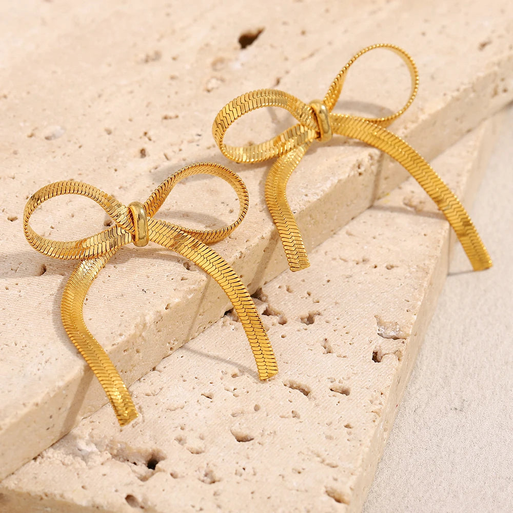 Gold Bow Ribbon Earrings — supplier angle 2
