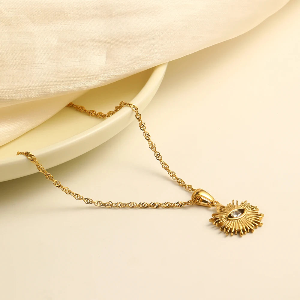 Evil Eye Necklace — supplier angle 1