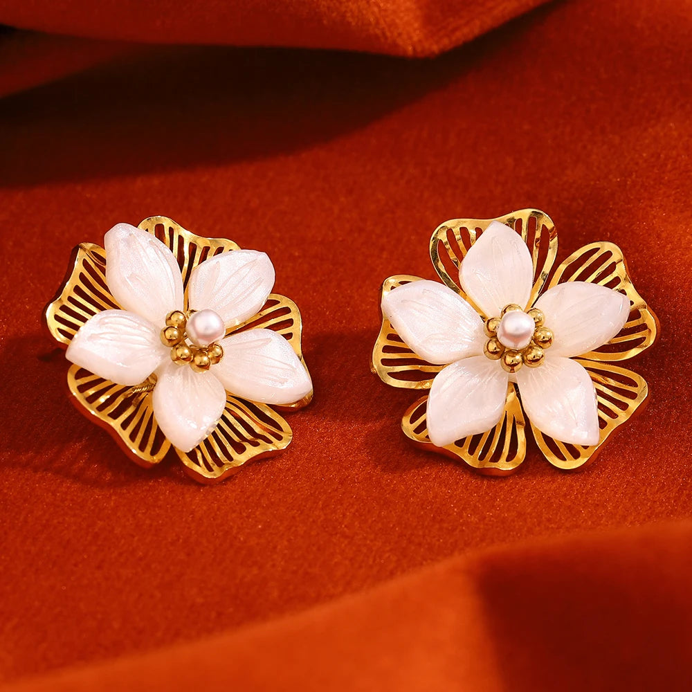 Shell Bloom Studs — supplier angle 2