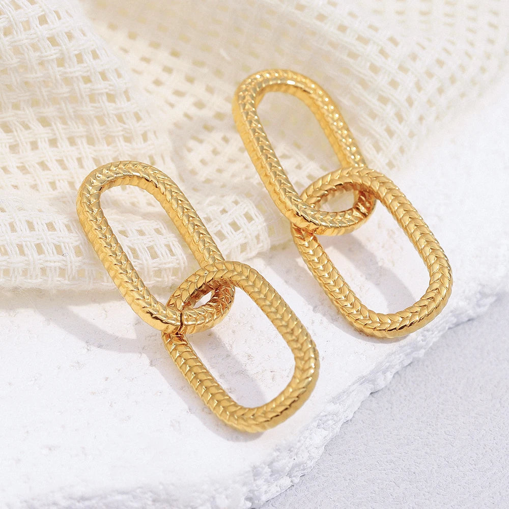 Gold Textured Chain Link Drop Earrings — supplier angle 2